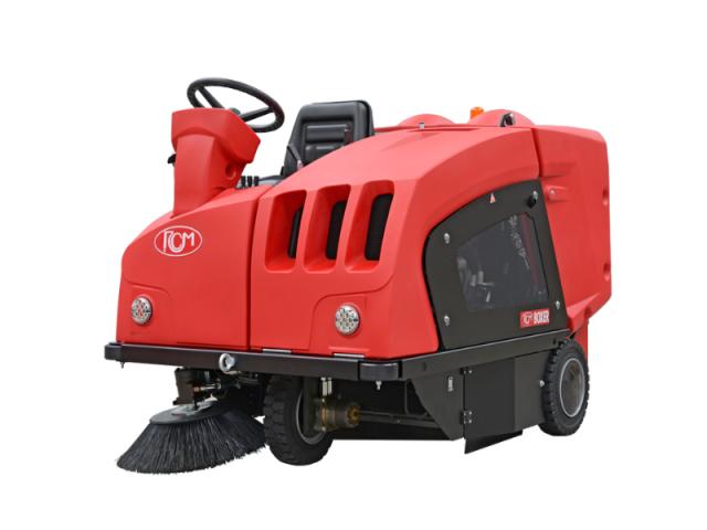 Vendita & Noleggio Spazzatrice RCM BOXER PLUS