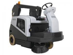 Spazzatrice Nilfisk SW5500 diesel uomo a bordo, pista fino a 1.500 mm
